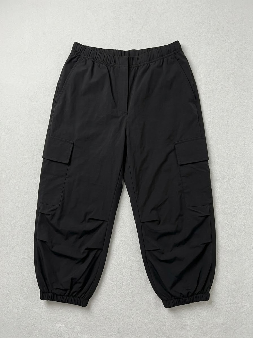 Women Black Cargo Jogger Pants Elastic Waist Flap Pockets Cuffed Ankles Size XS